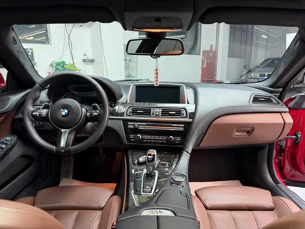 BMW 6 Series — миниатюра 7