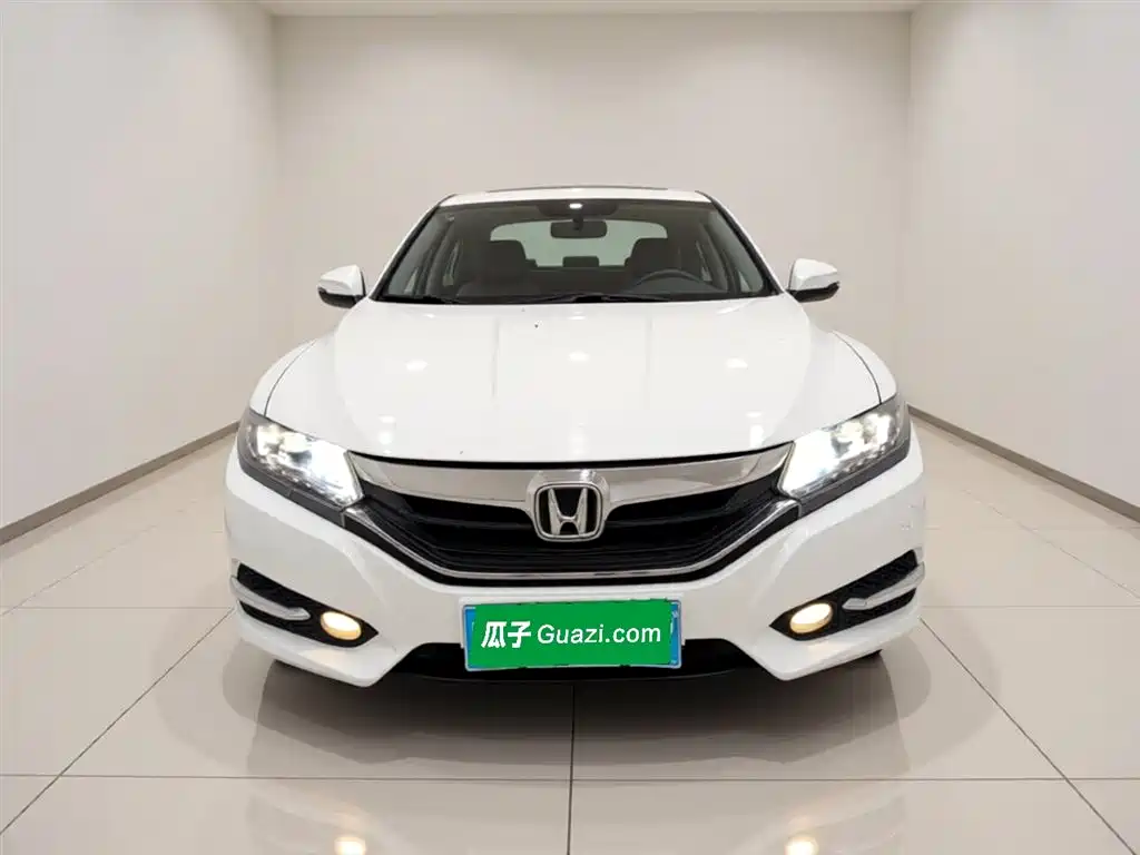 Honda Spirior 2015 2.0L Luxury