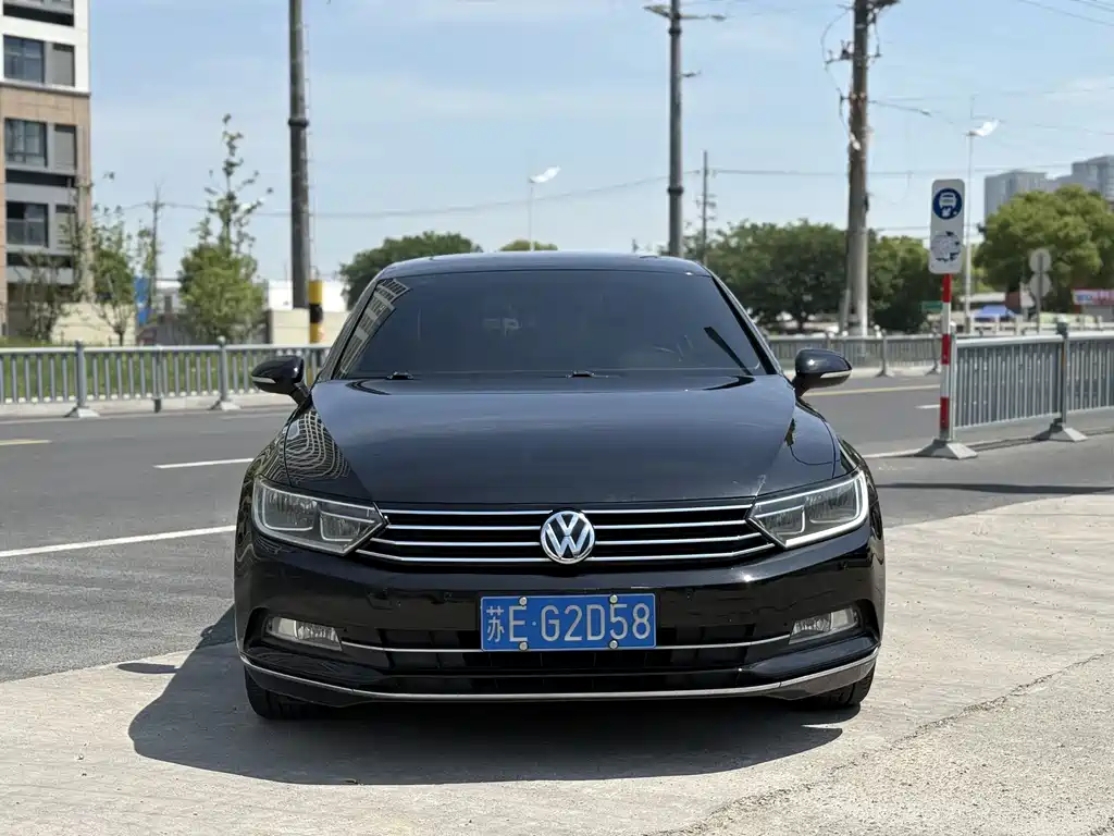 Volkswagen Magotan 2017 330TSI DSG Lead