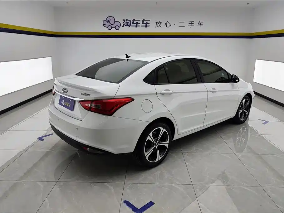 CHERY ARRIZO 5