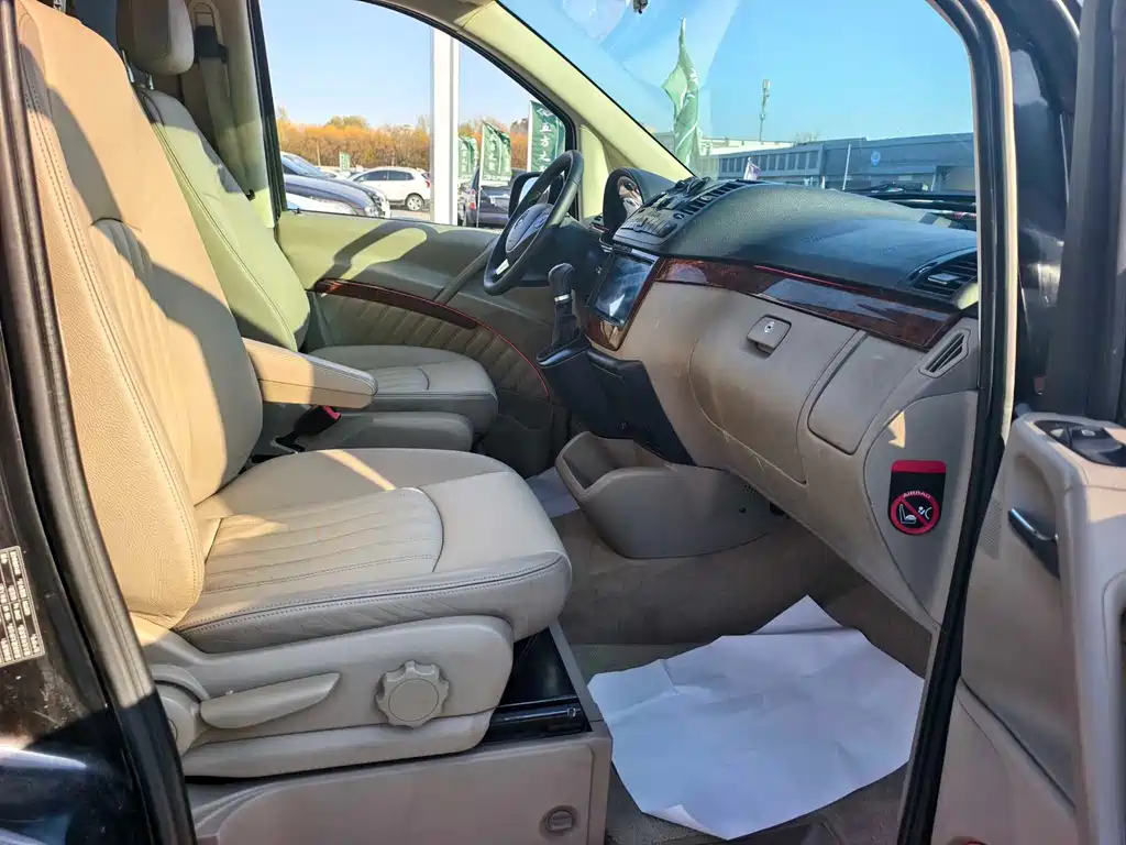 Mercedes-Benz Viano — миниатюра 15