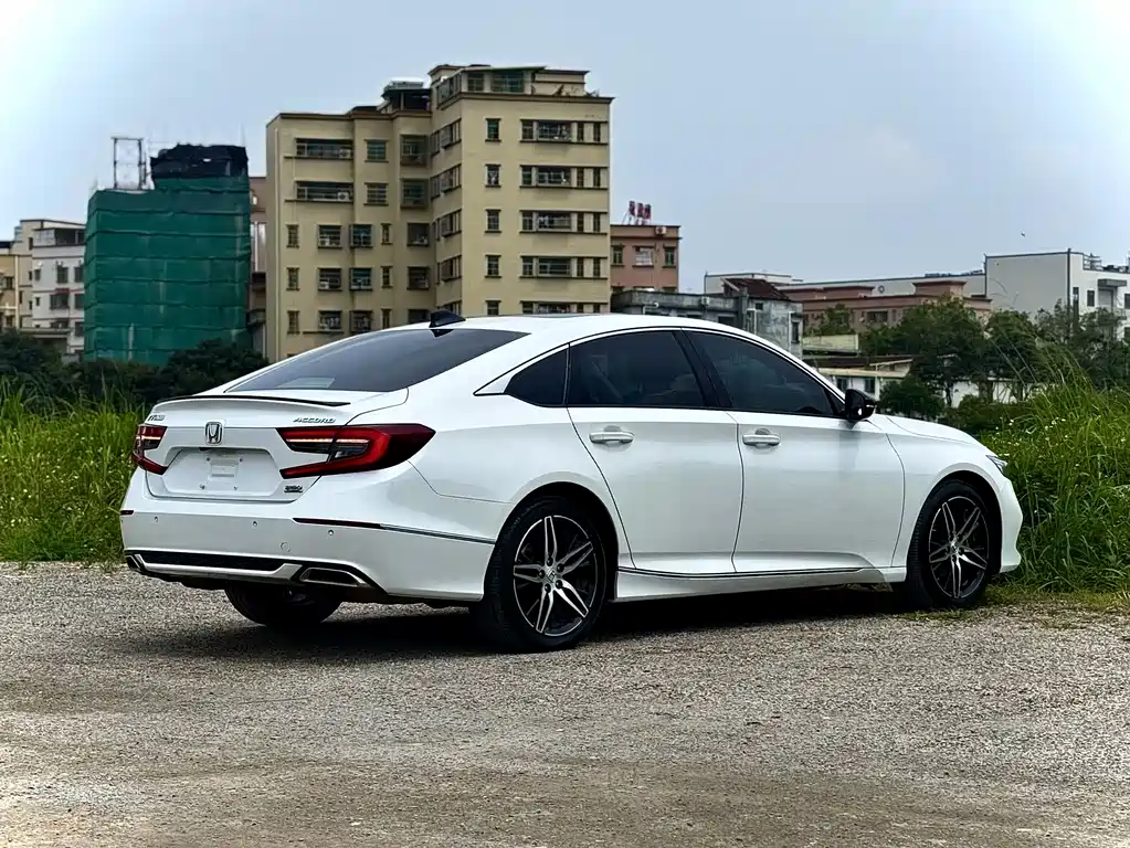 Honda Accord 2022 260TURBO Luxury