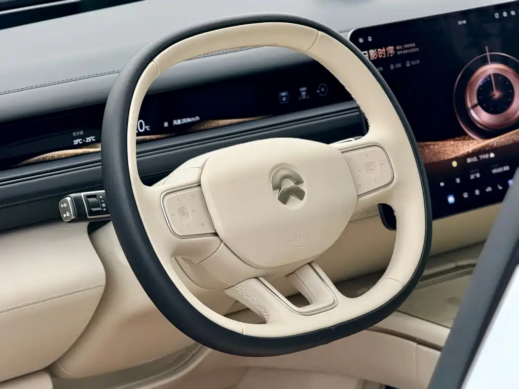 NIO ES8 — миниатюра 14