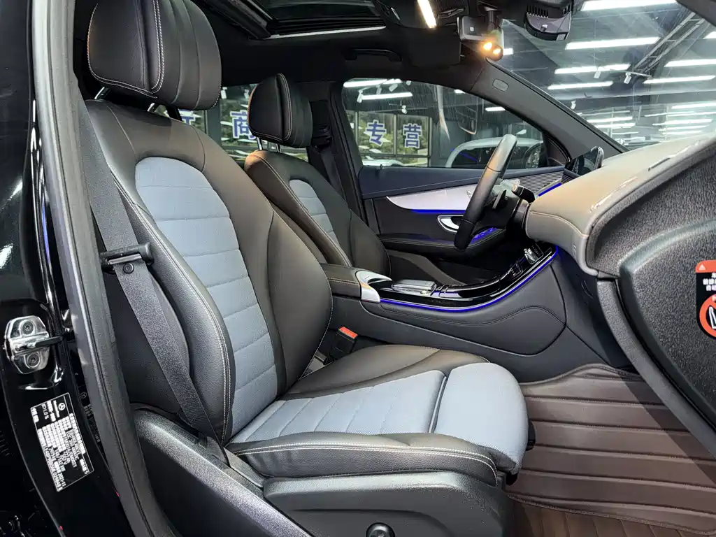 Mercedes-Benz EQC — миниатюра 10