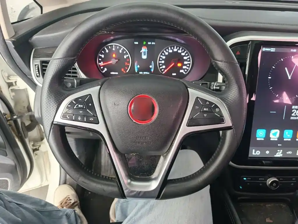BYD MAX — миниатюра 15