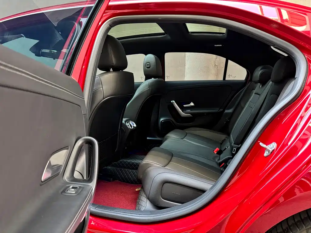 MERCEDES-BENZ A CLASS