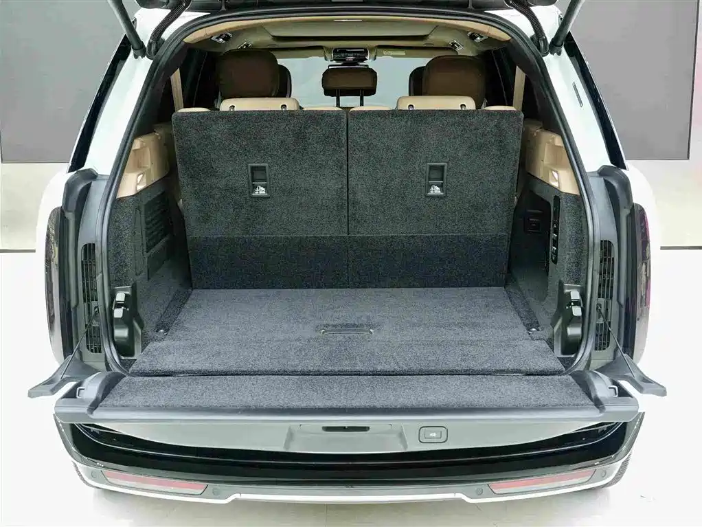 Land Rover Range Rover — миниатюра 25