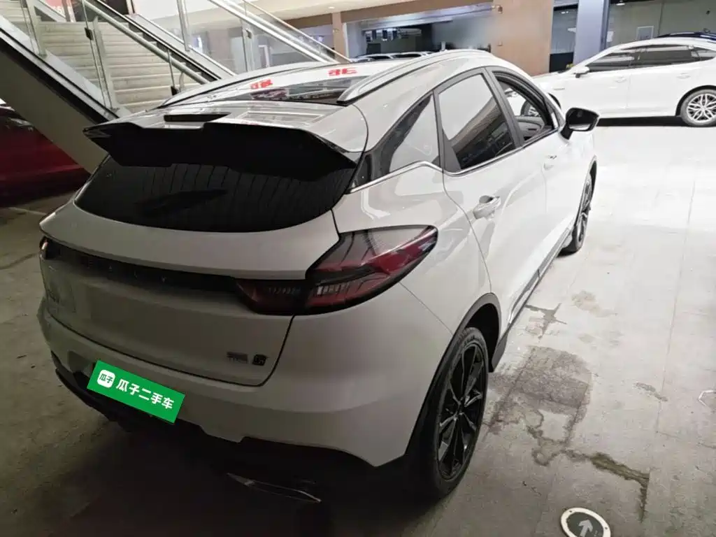 Geely Emgrand S — миниатюра 7