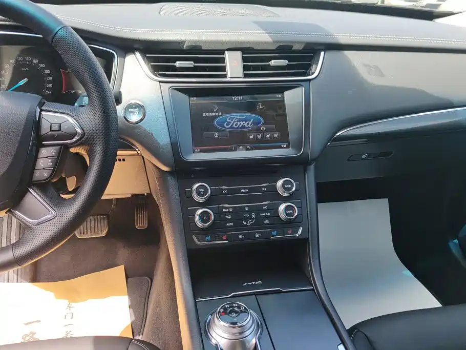Ford Taurus — миниатюра 13