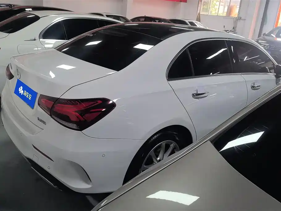 MERCEDES-BENZ A CLASS