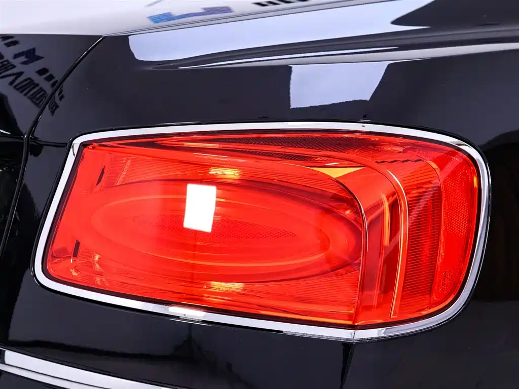 Bentley Flying Spur 2016 4.0T V8 Standard