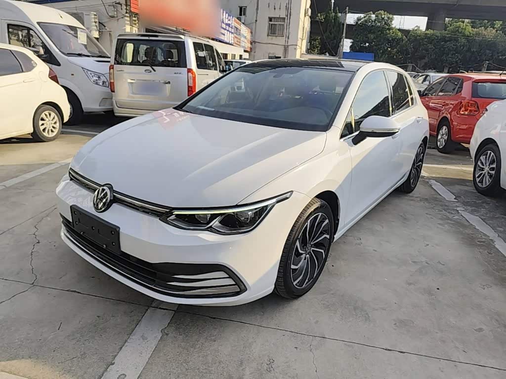 Volkswagen Golf 1.4 л 2021 г. Белый, пробег 48000 км