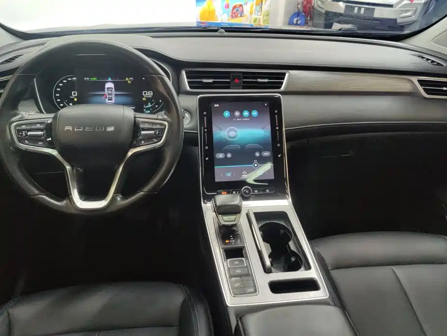 Roewe RX5 — миниатюра 12