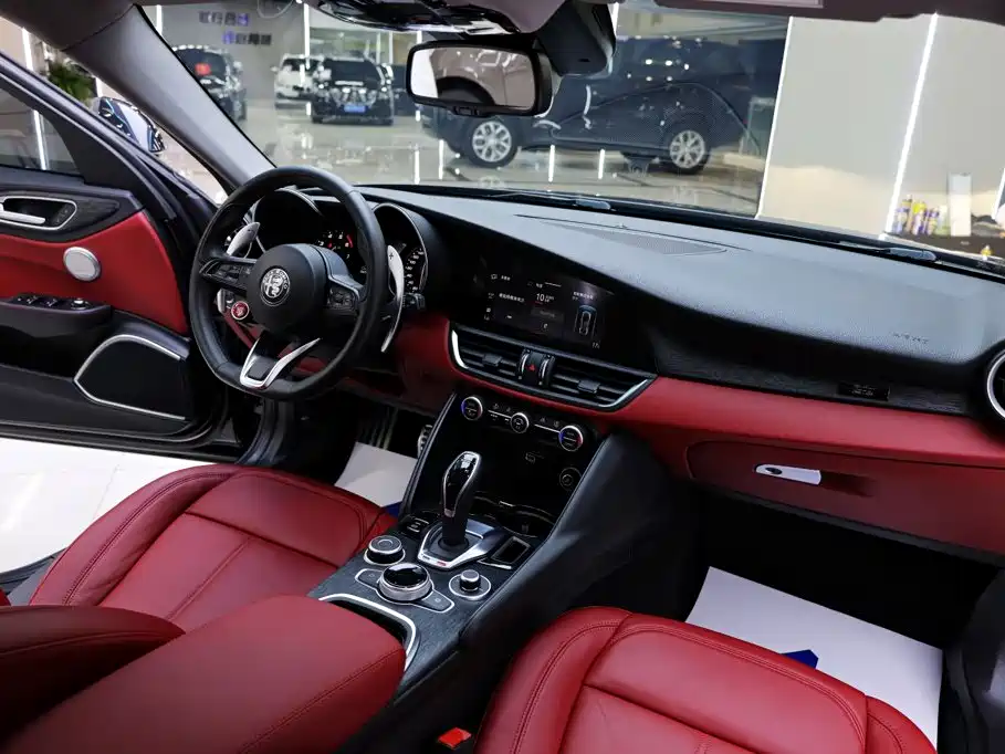 Alfa Romeo Giulia — миниатюра 19