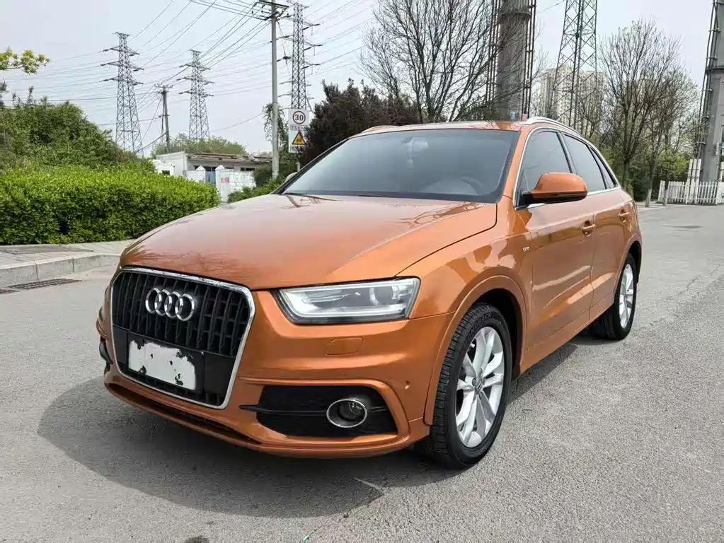 Audi Q3 (Import) 2012