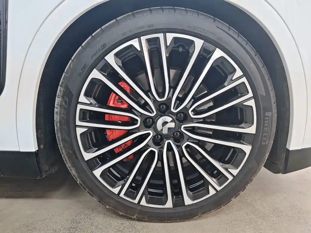 NIO ES8 — миниатюра 15