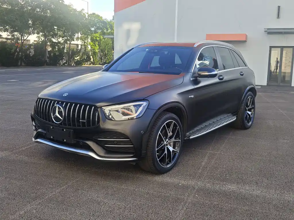 Mercedes-Benz GLC AMG