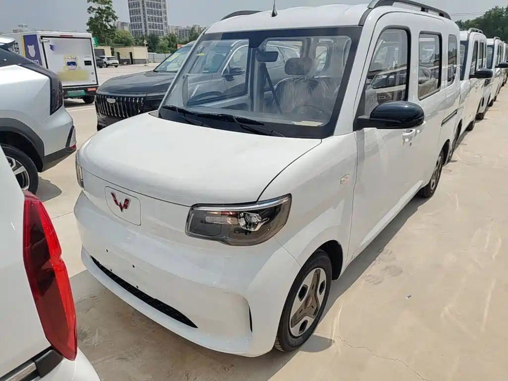 Wuling Zhiguang EV — миниатюра 3