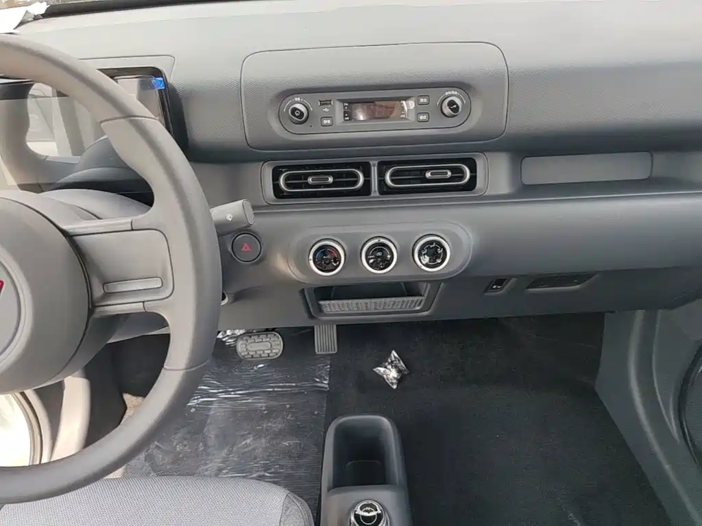 Wuling Zhiguang EV — миниатюра 13