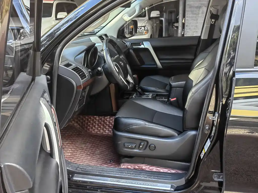 Toyota Land Cruiser Prado 2018 2.7L