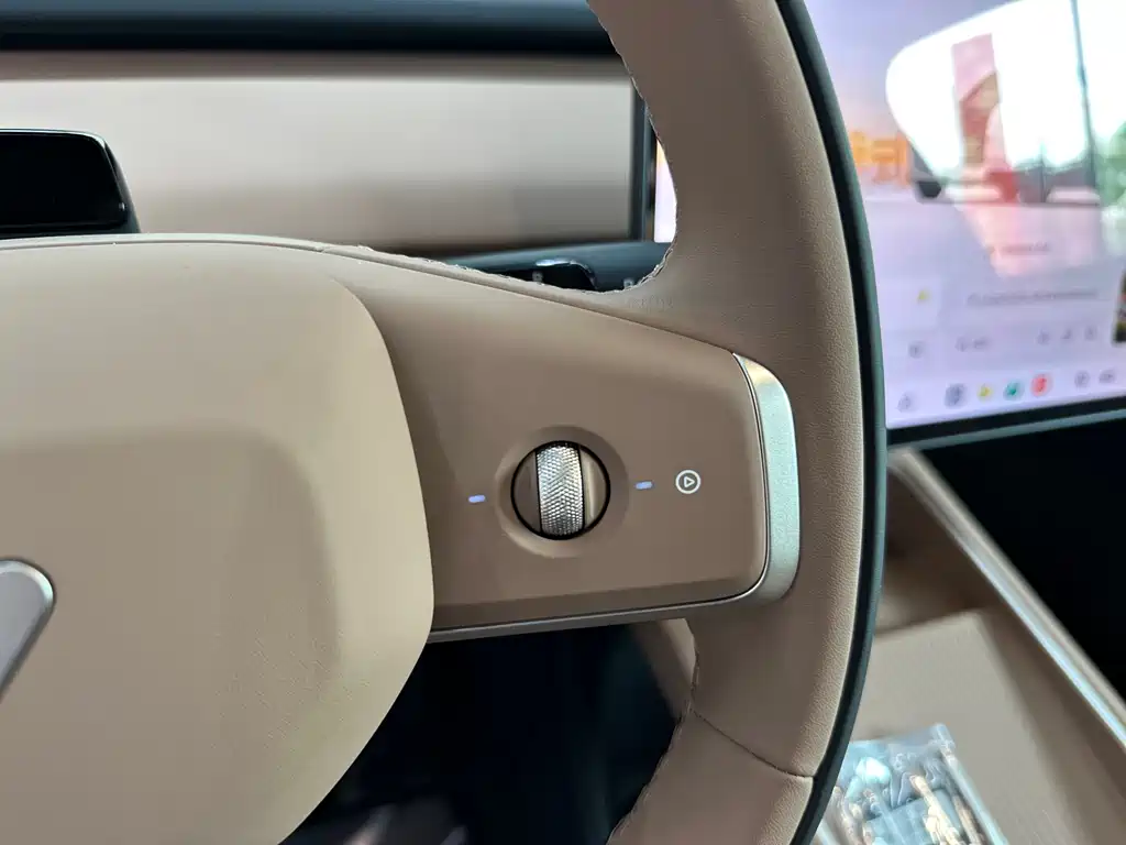 Onvo L60 2025 60kWh