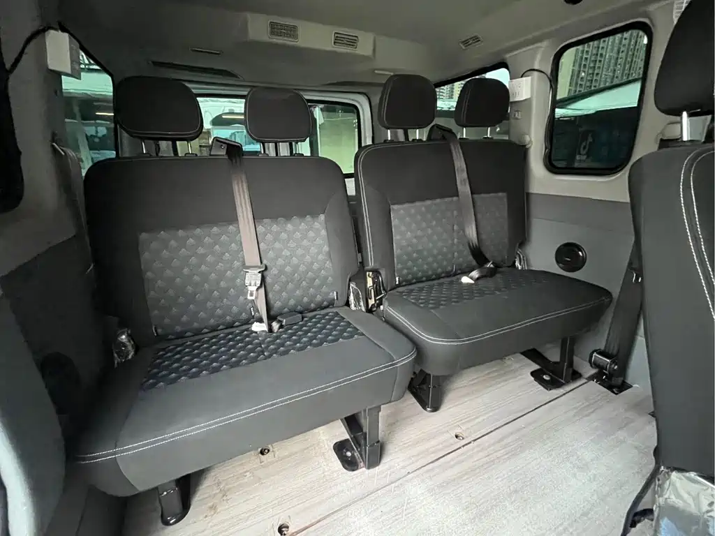 Maxus V80 — миниатюра 10