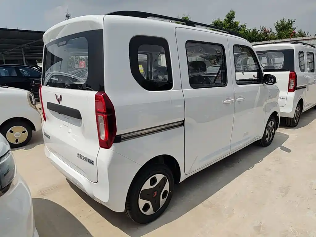 Wuling Zhiguang EV — миниатюра 7