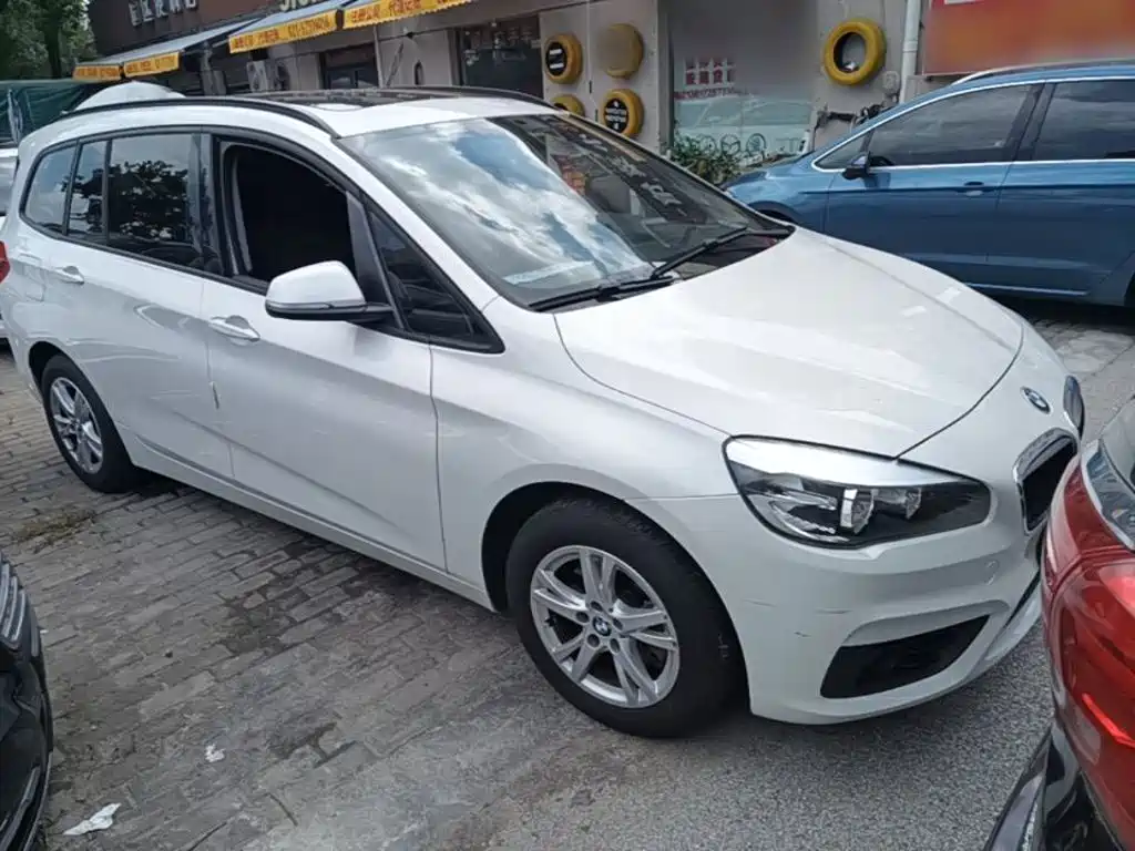 BMW 2 Series Gran Tourer — миниатюра 4