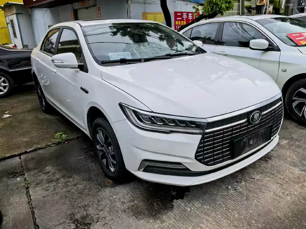 BYD Qin NEV — миниатюра 2