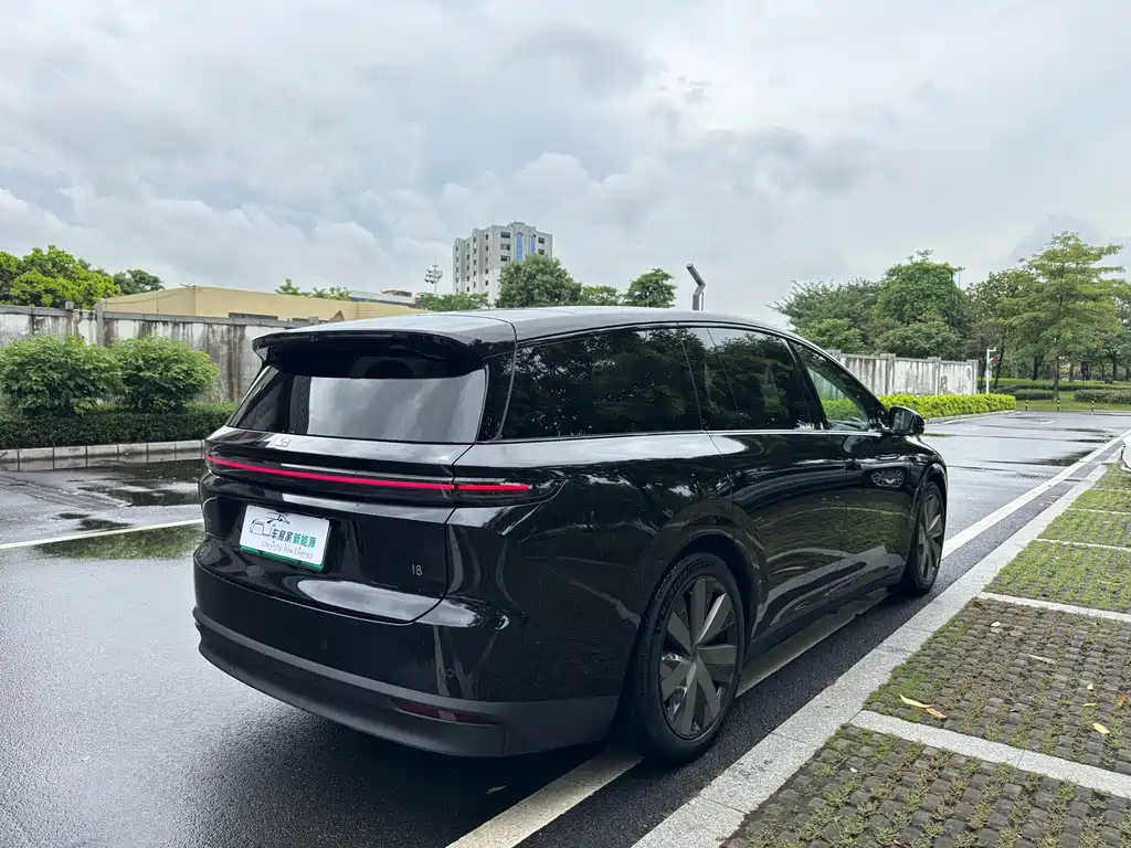 Li Auto Идеальный I8 — миниатюра 6