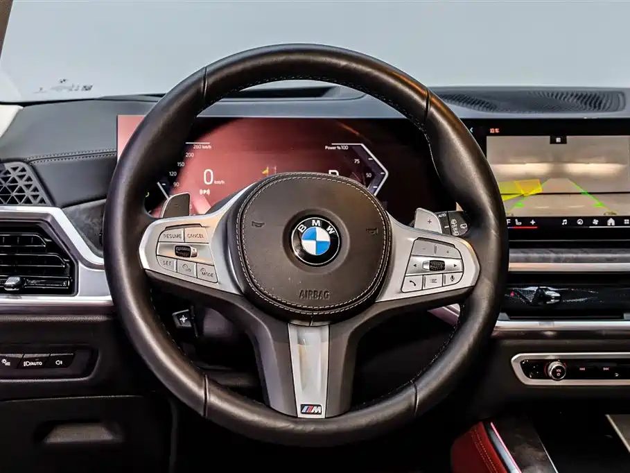 BMW X5 2023 xDrive 30Li Premium M Sport