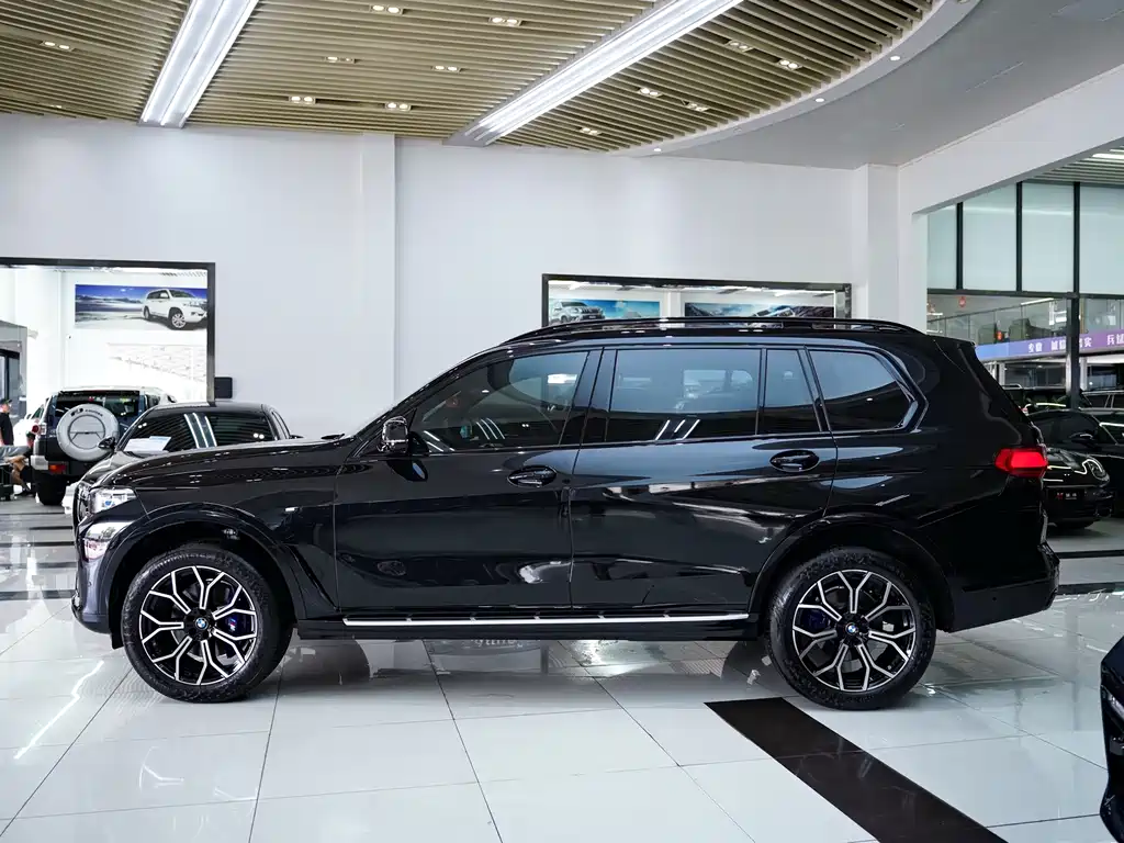 BMW X7 2021 xDrive40i Premium Luxury
