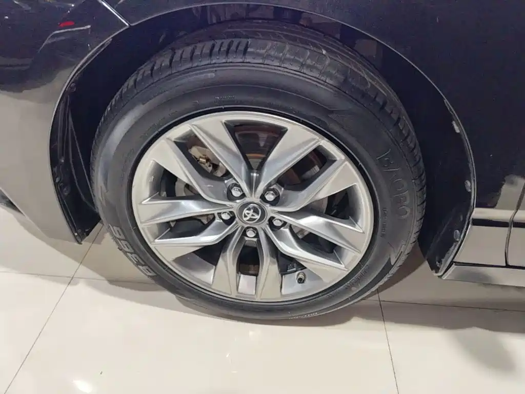 Toyota Avalon — миниатюра 23
