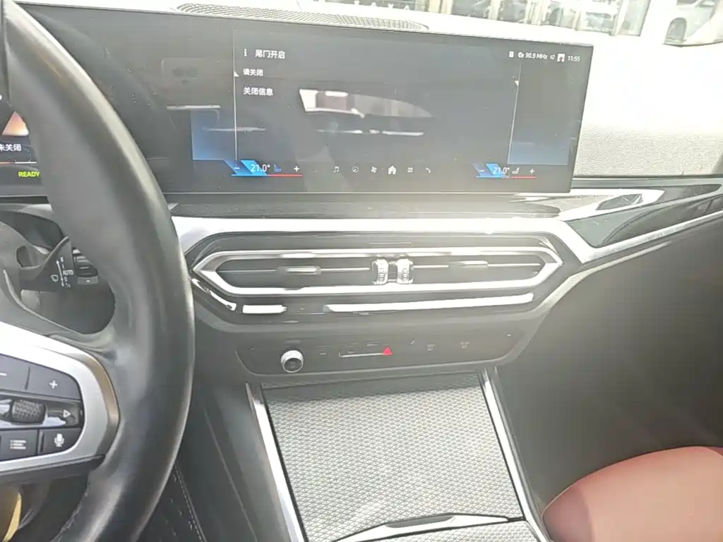 BMW i4 — миниатюра 18
