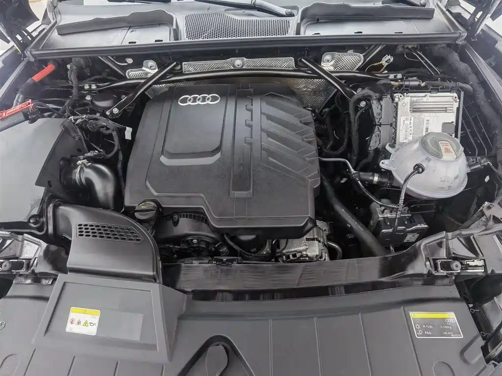 Audi Q5L 2023 40T Luxury