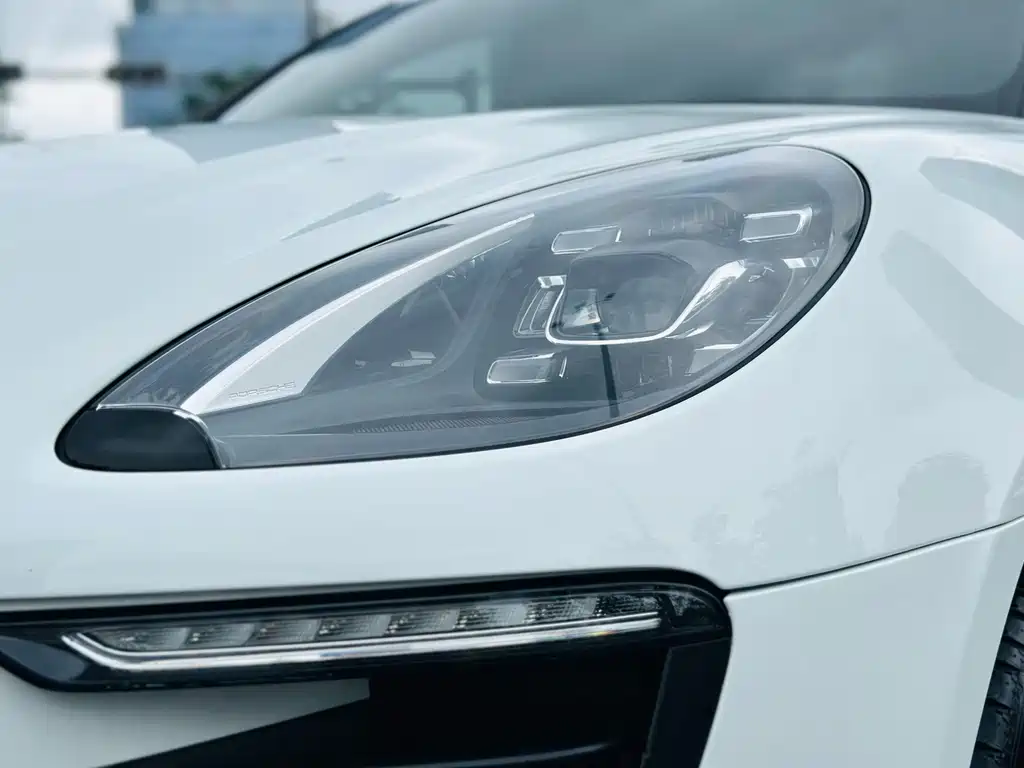 Porsche Macan — миниатюра 21