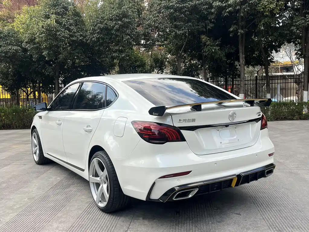 MG 6