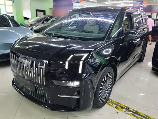 2023 Zeekr 009