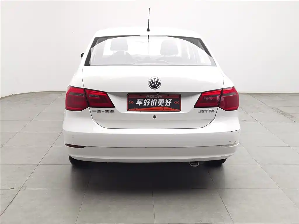 Volkswagen Jetta 2013 1.4L MT Fashion