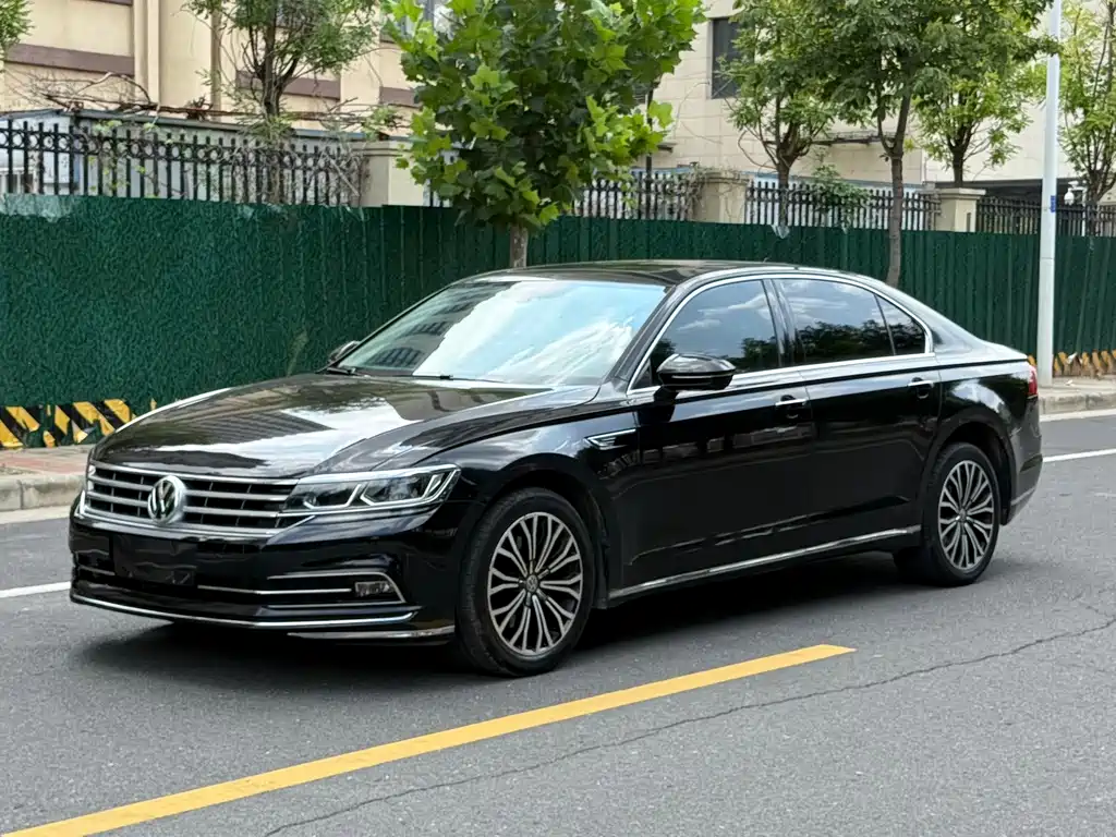 Volkswagen Phideon