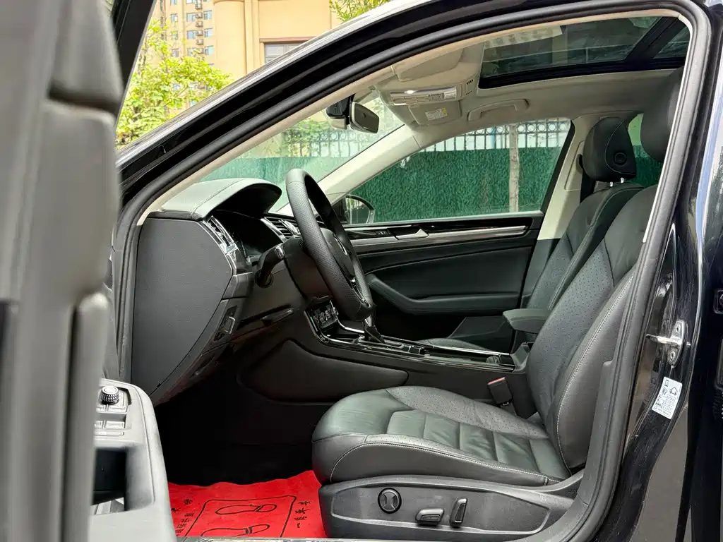 Volkswagen Phideon — миниатюра 4
