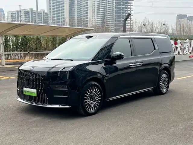 ZEEKR EXTREME KRYPTON 009 2024