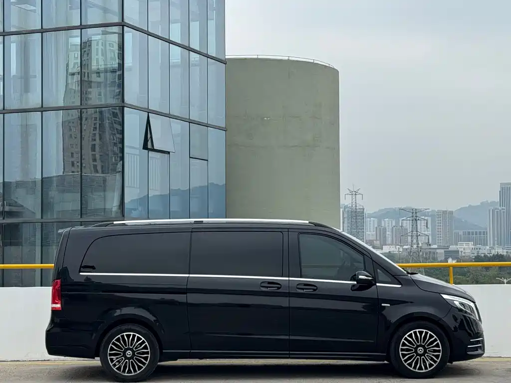 MERCEDES-BENZ V CLASS