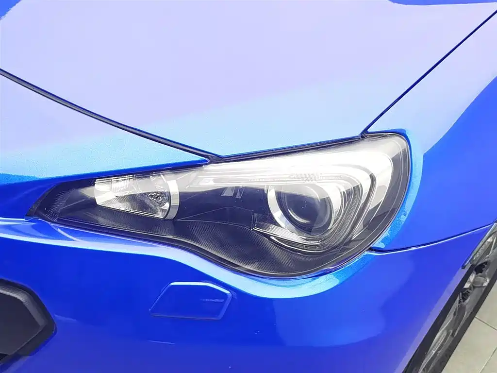 Subaru BRZ 2013 2.0i AT Luxury