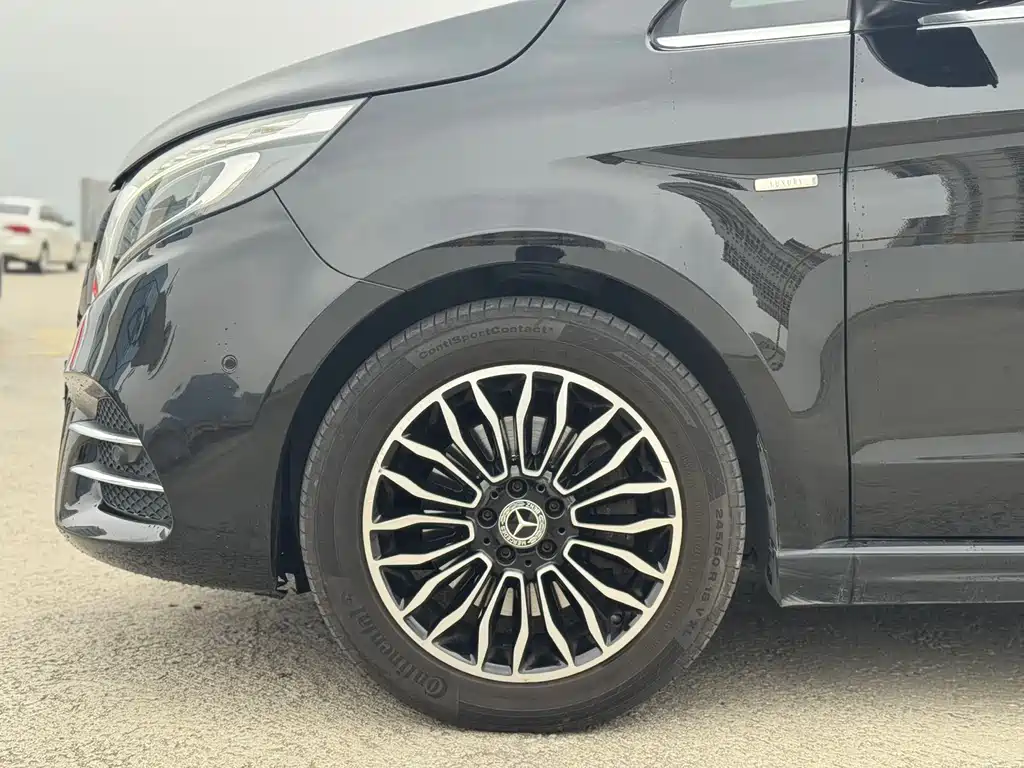 MERCEDES-BENZ V CLASS