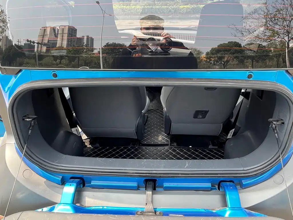 Baojun E200 - фото 9