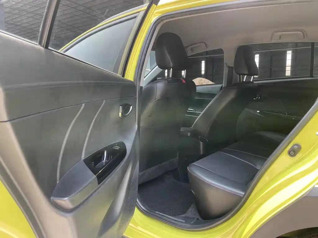 TOYOTA YARIS L ZHIXUAN