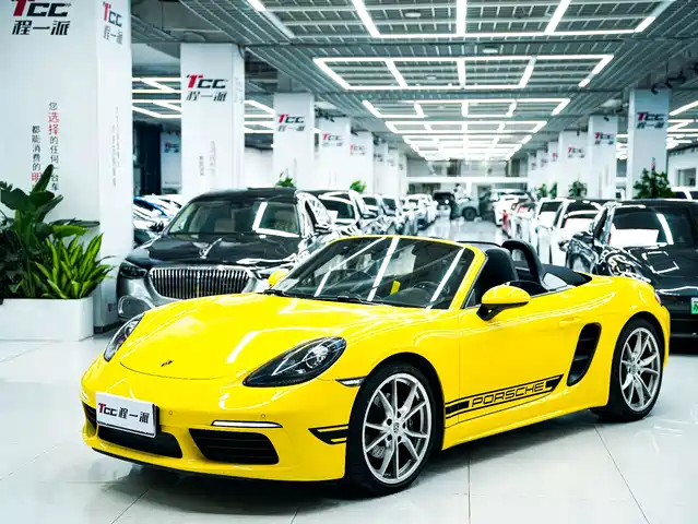 PORSCHE  718 2021