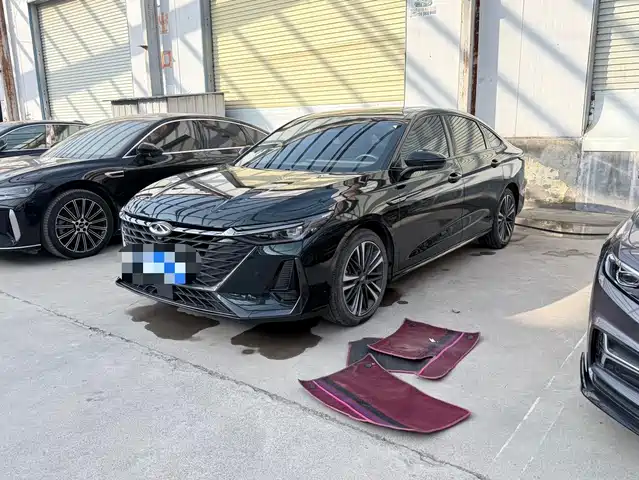 Chery Arrizo 8