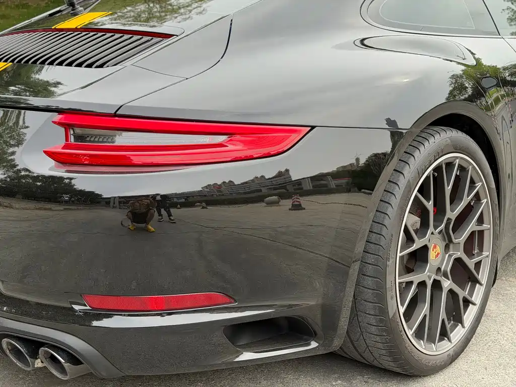 Porsche 911 — миниатюра 10